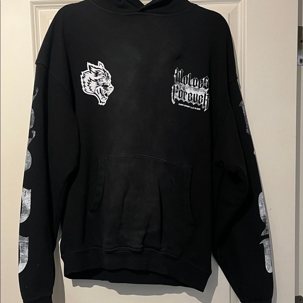 Black Graphic Hoodie darc sport